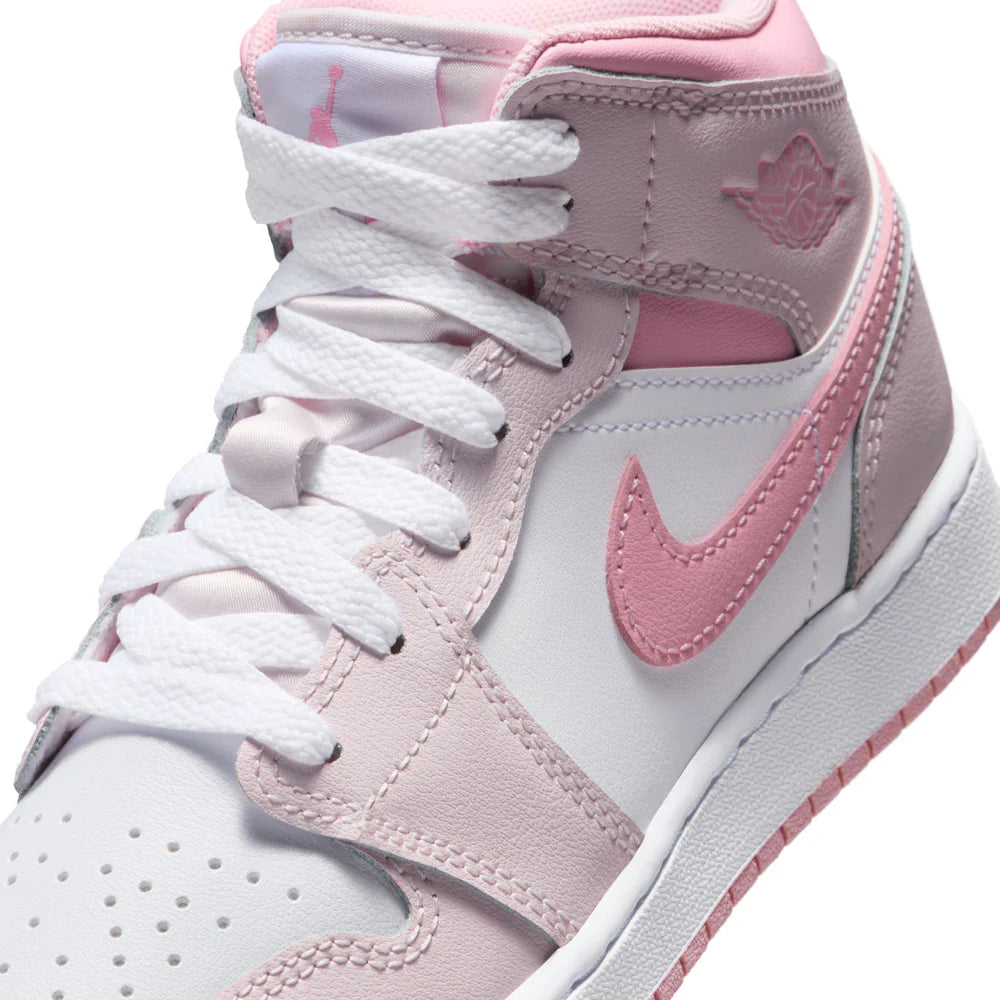 AJ 1 Mid -Youth