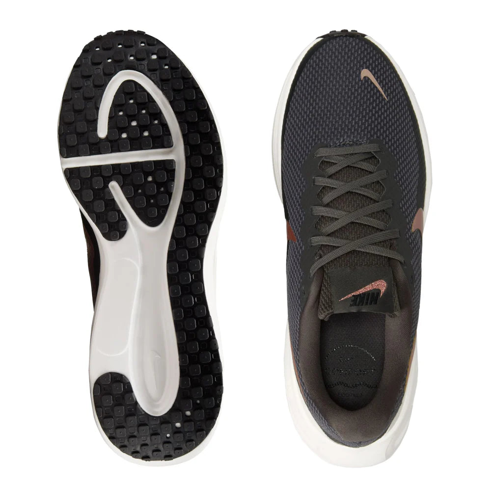 Revolution 8 - Womens