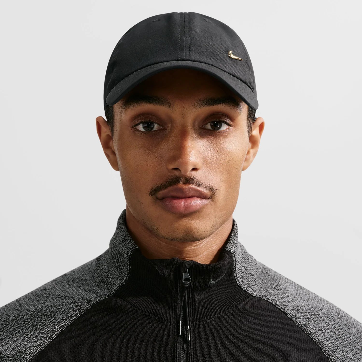 Nike Club Cap Metal Swoosh Strapback