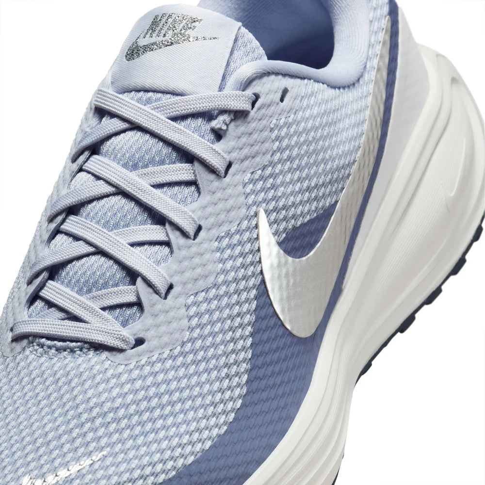 Revolution 8 - Womens