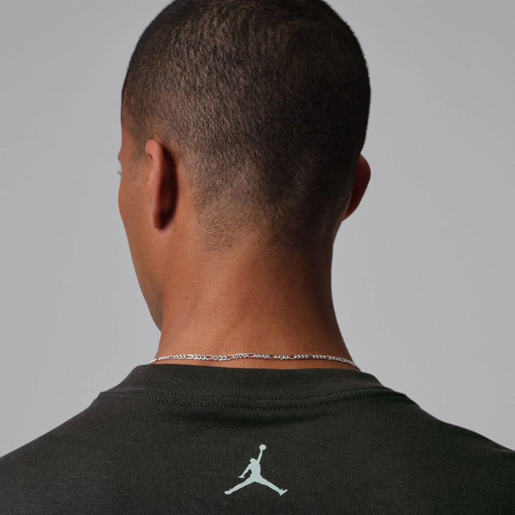 Jordan Graphic Wolf Tee -Mens