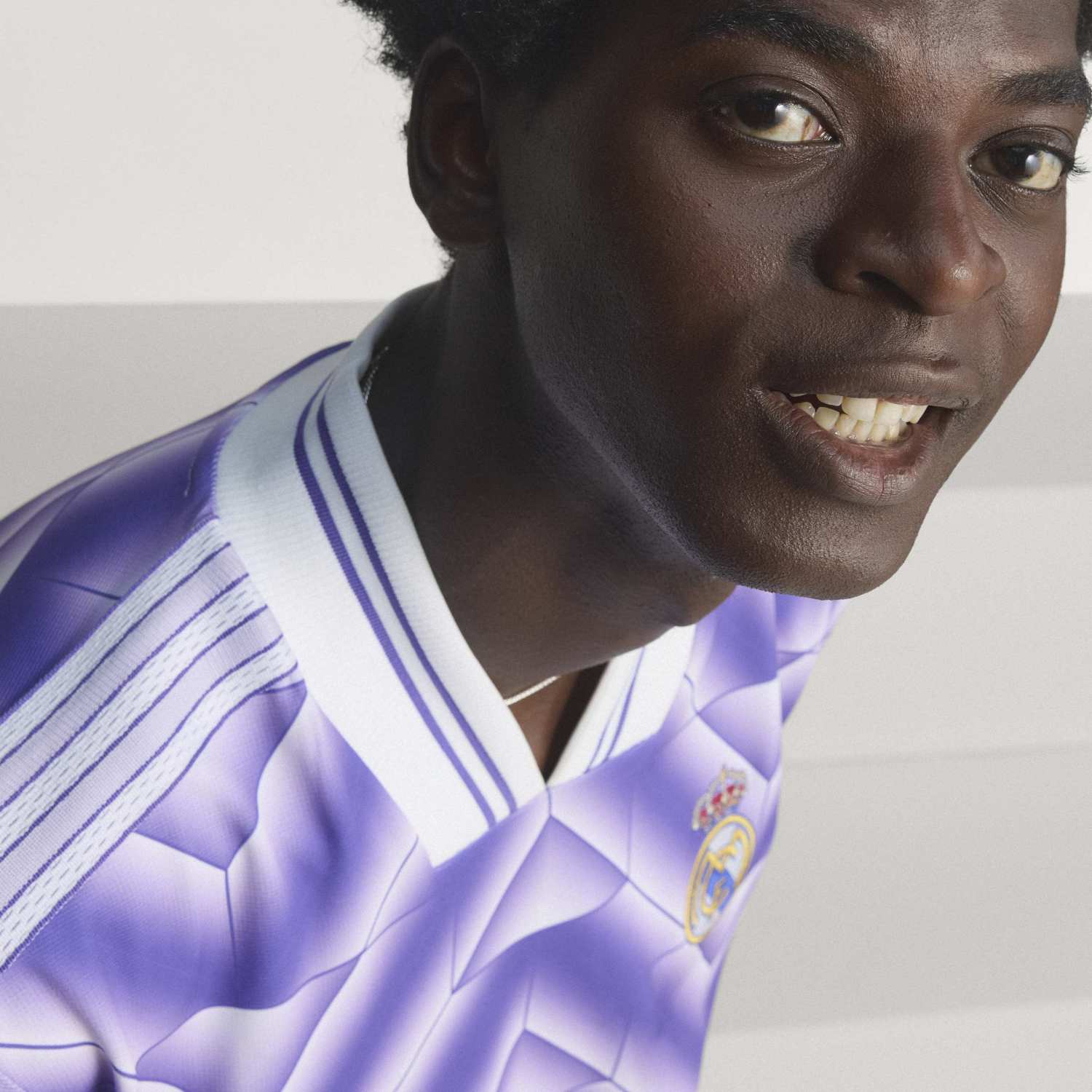 Real Madrid 25/26 Lifestyle Jersey - Mens