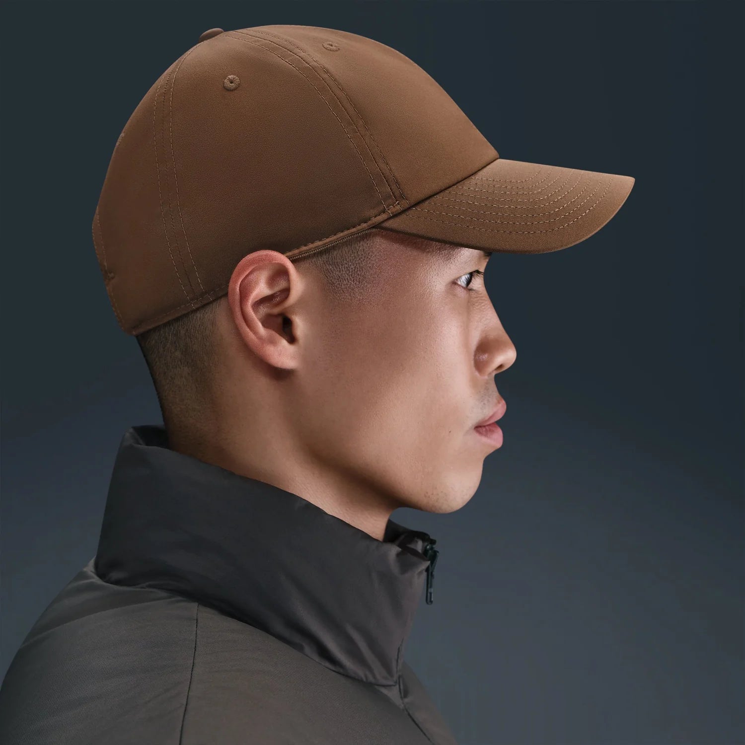 Nike Club Cap Metal Swoosh Strapback
