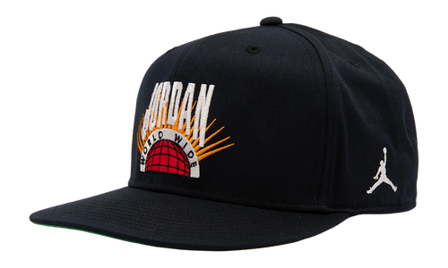 Jordan Essentials Pro Structured Flat Bill Hat "Black / Kelly Green / Sail" IF3508 010