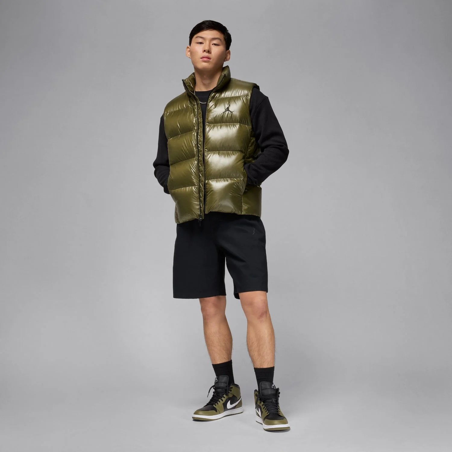 MJ Essential Woven Short - Mens