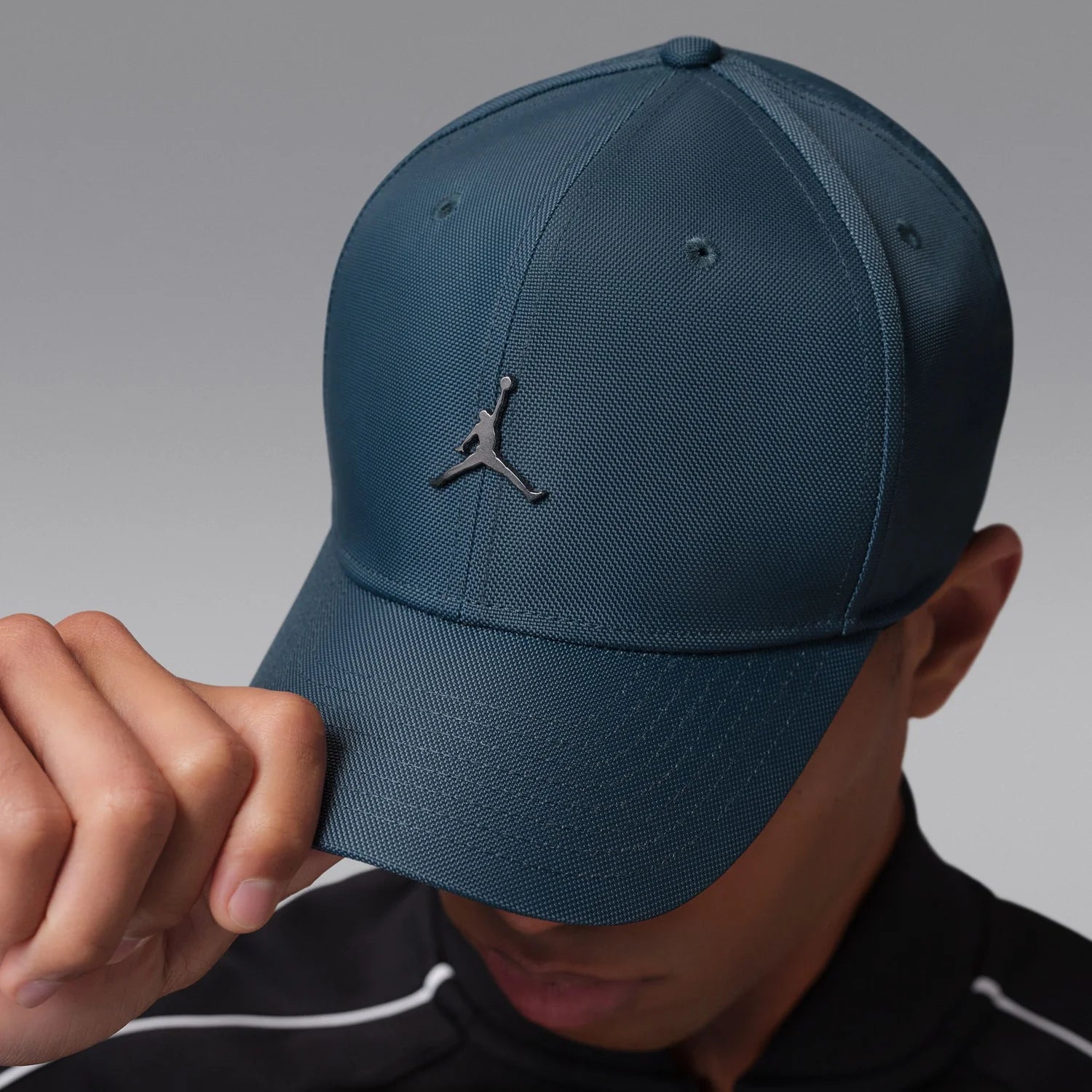 Jordan Rise Cap Structured Curved Bill Metal Jumpman Strapback