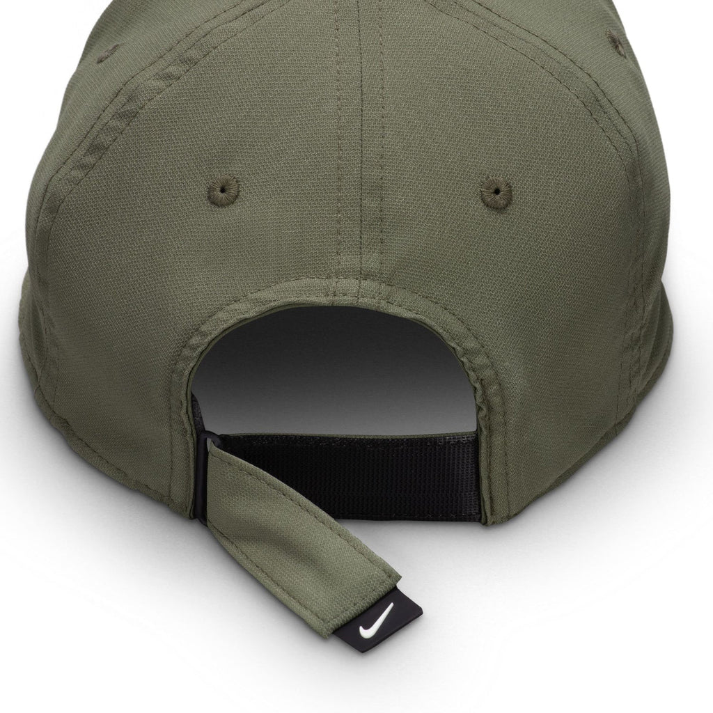Nike Dri-Fit Club Cap Structured Swoosh Performance Strapback